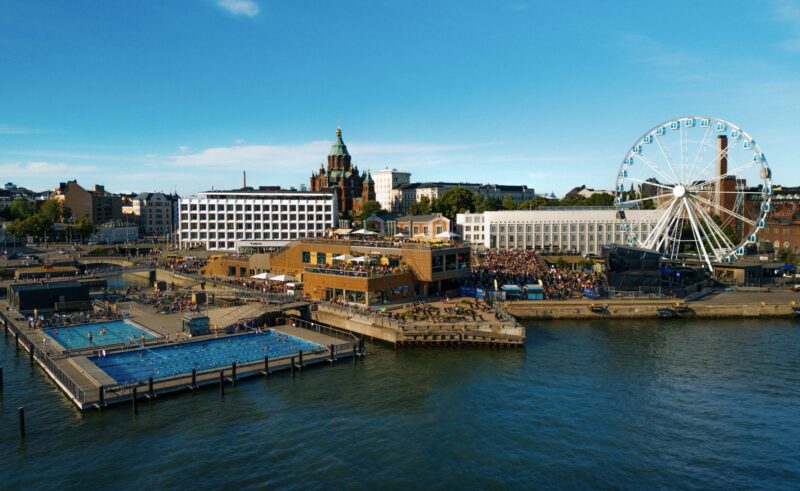 Allas Pool mereltä päin katsottuna